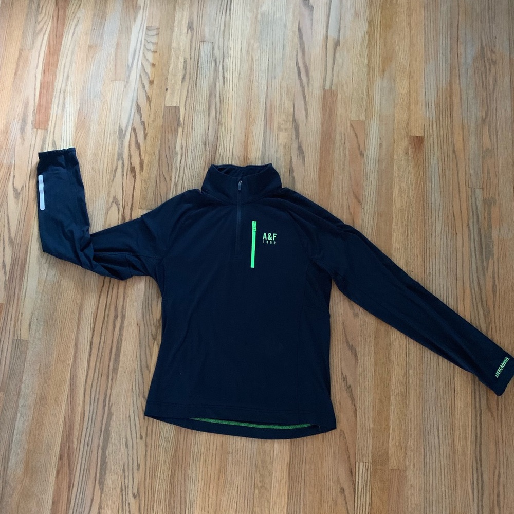 Abercrombie Long sleeve lightweight sweatshirt